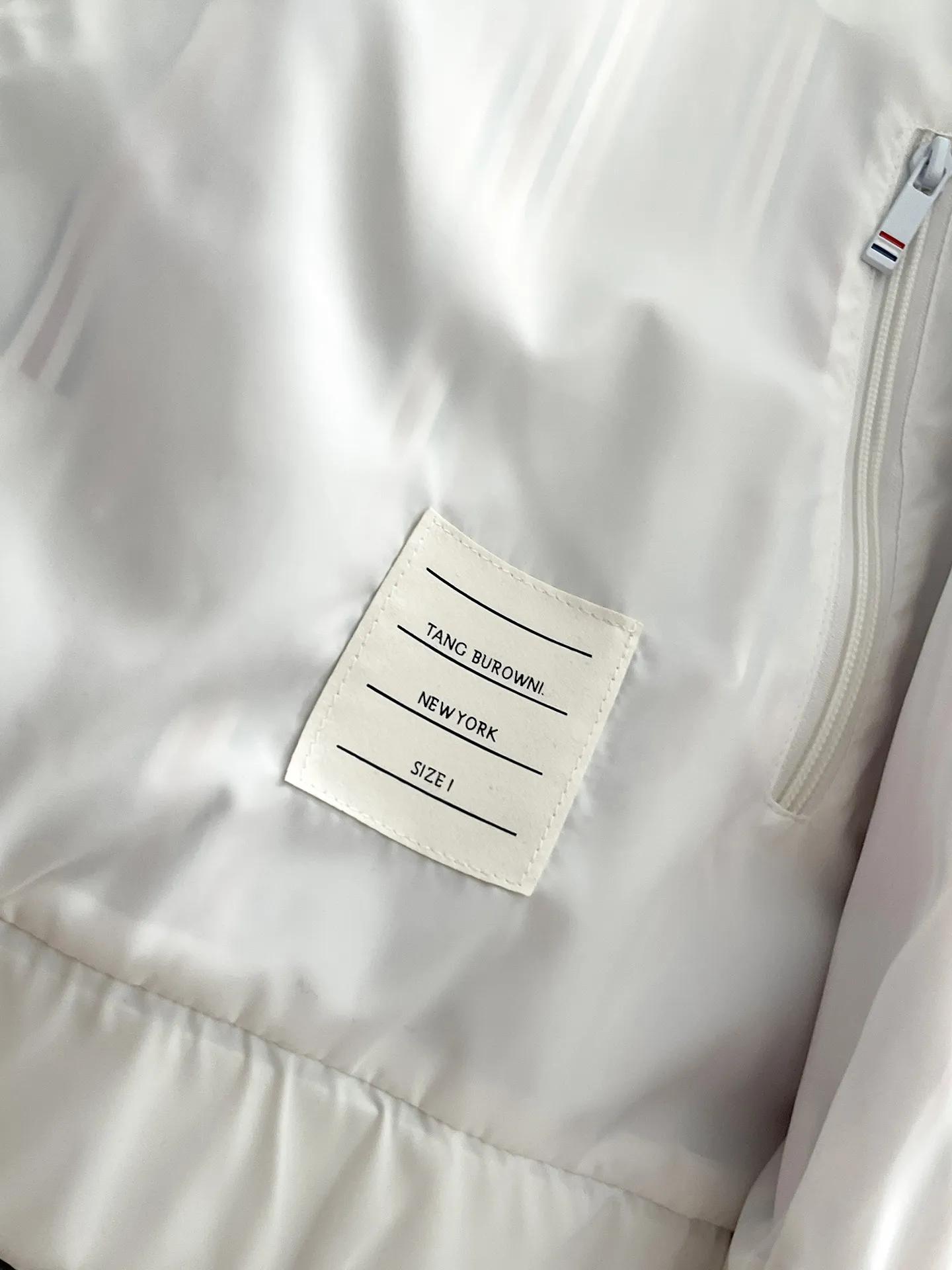 TB Same Style， ， 2026 New Arrival ，Original Premium Breathable ， ， ， Quality。 ， Sizes：M～3XL